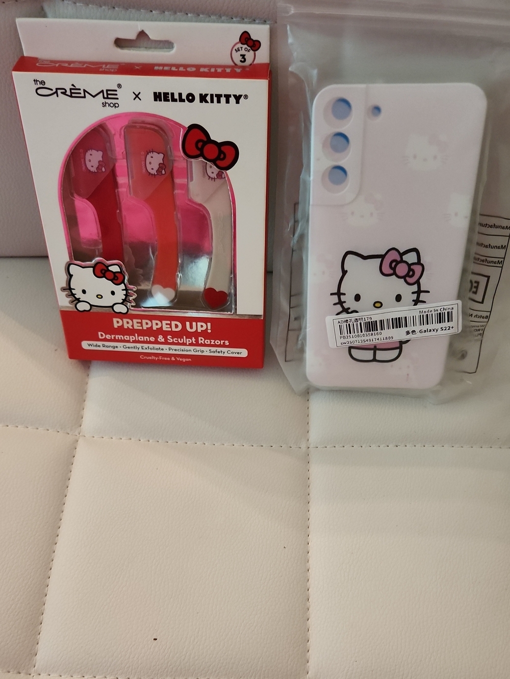 Hello Kitty White & Pink Samsung Galaxy S22+ Case & HELLO KITTY RAZORS